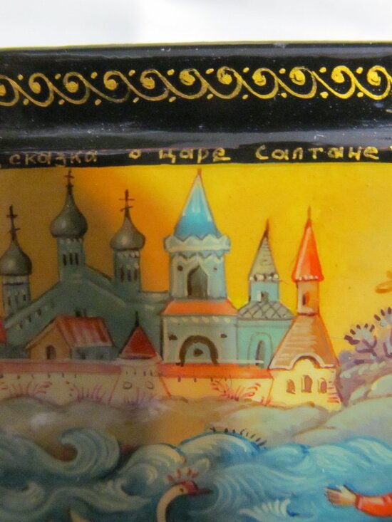 Russian Black Lacquer Box Tale of Tsar Saltan Swan Princess Mstera Signed - Picture 6 of 16